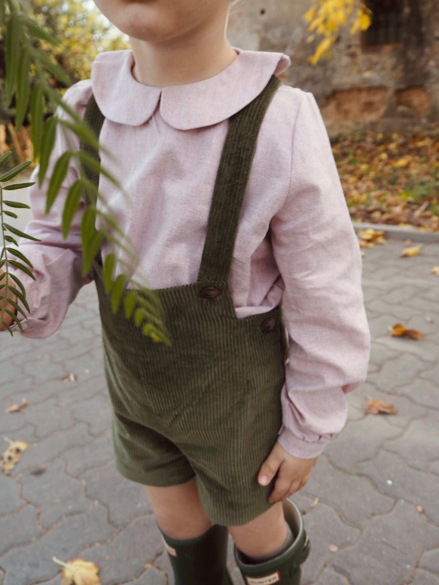 Lucas's shorts in Loden Green Corduroy