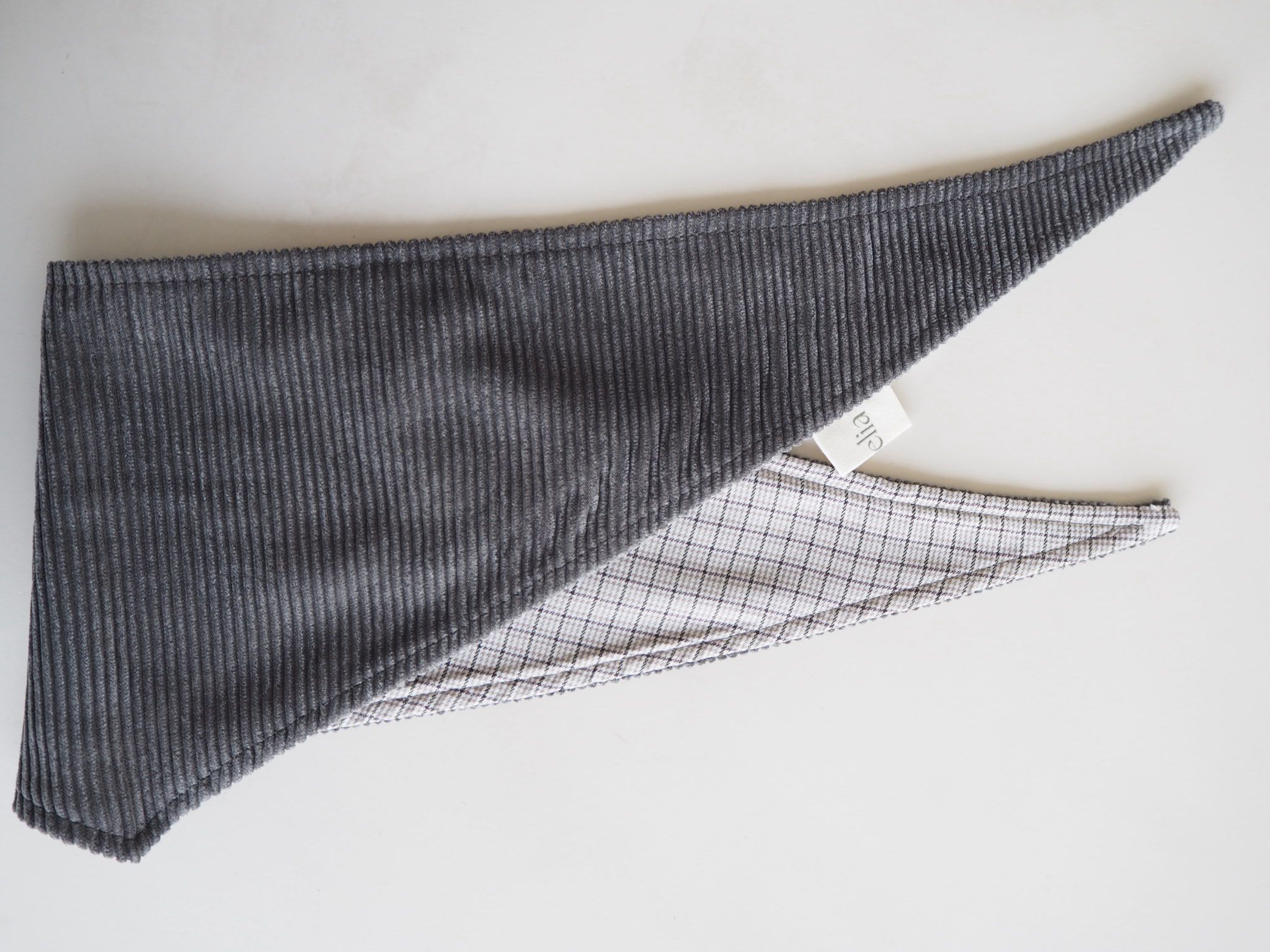 Candela's Bandana Reversible in Taupe