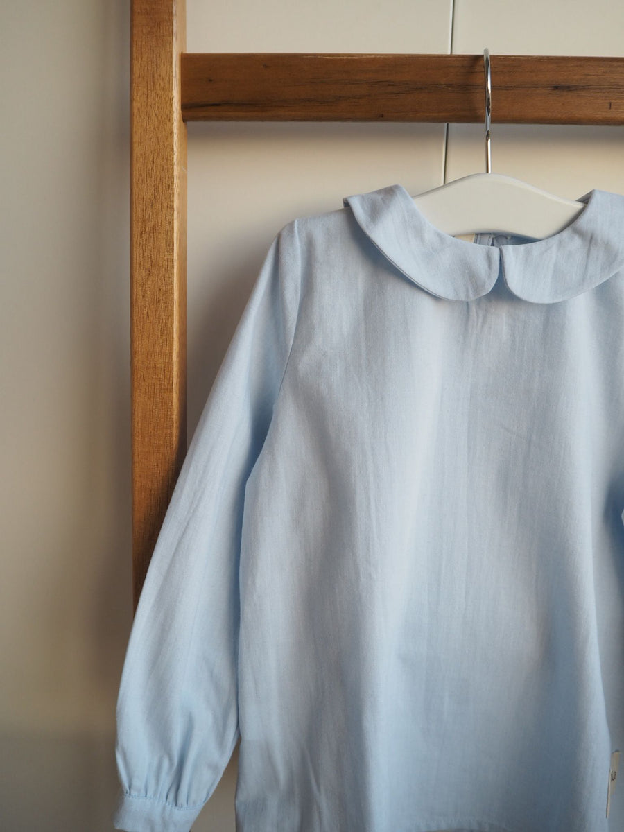 Ginebra's shirt in Celeste