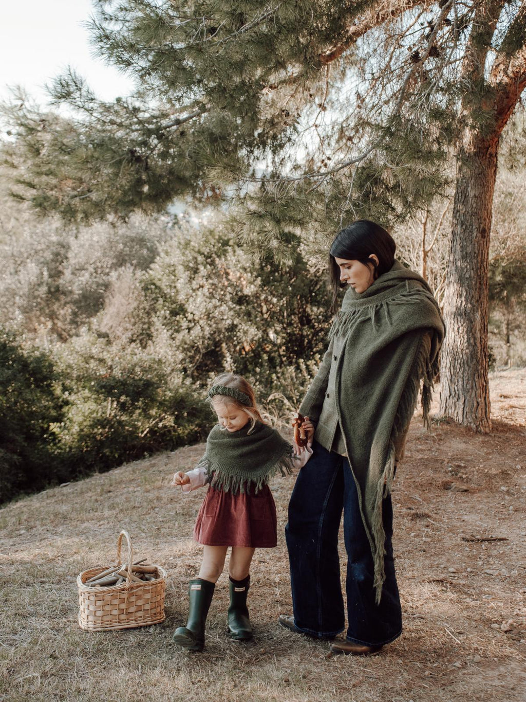 DELUEM x AMELIA - PONCHO ALCOTT KIDS- VERDE CAZA