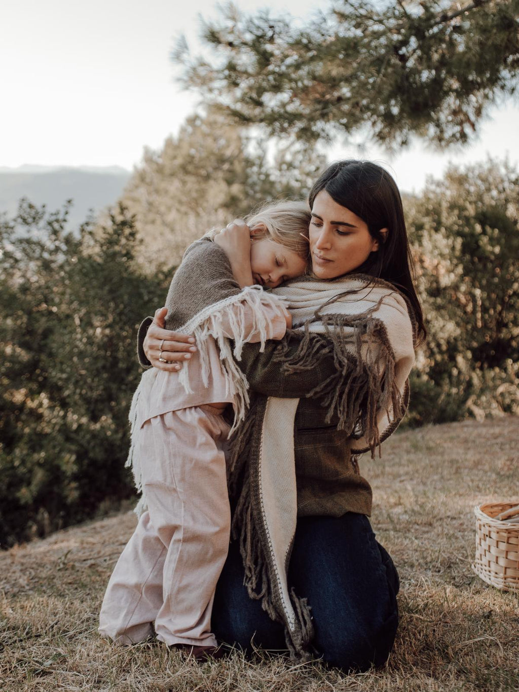 DELUEM x AMELIA - PONCHO ALCOTT KIDS- TOPO & OFF WHITE